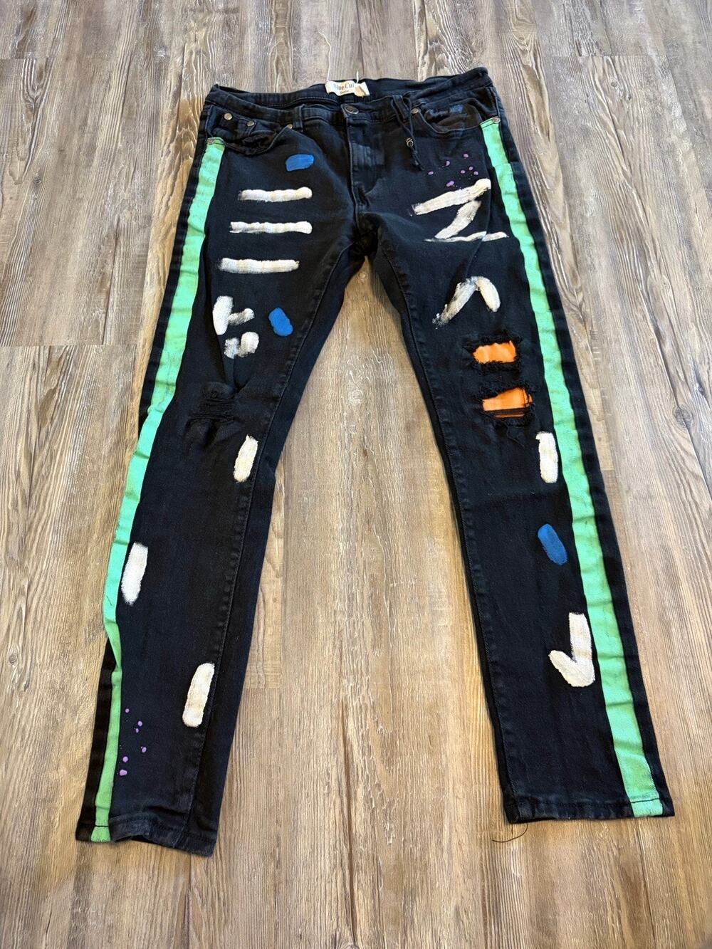 Blue Cult Women’s Size 34 Black Distressed Skinny Jeans Painted Graffiti Y2K